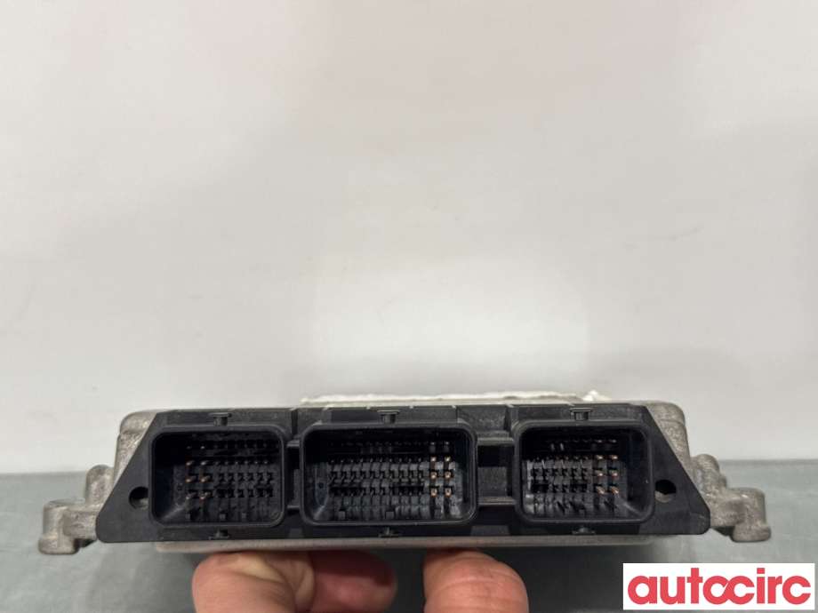 Styreenhet motor til Peugeot 5008 2010-2017 (Type I) (PEUGEOT|1943SX|0281013334|9653958980)