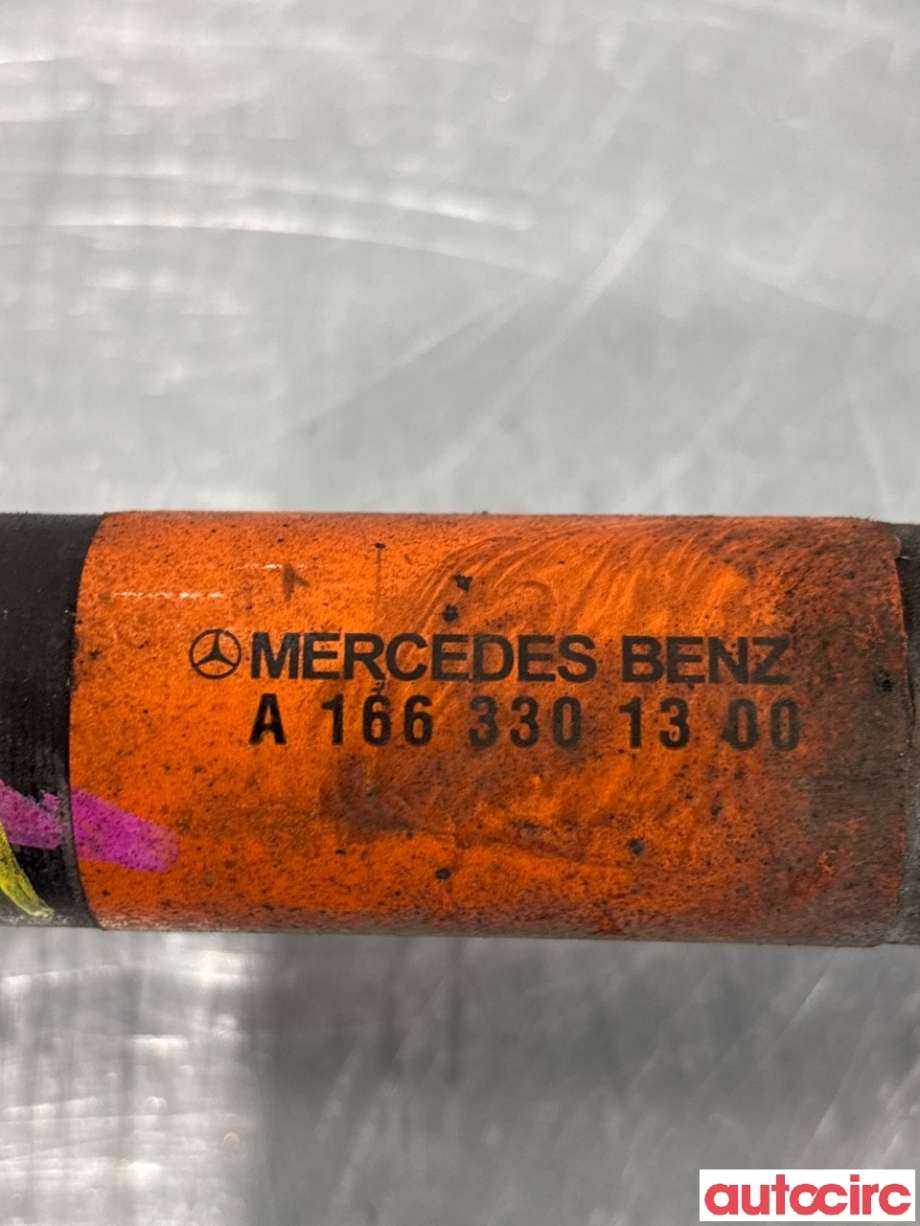 Drivaksel høyre foran, elbil til Mercedes GLE 2015-2018 (Fase 2) (W166) (W166) (MERCEDES|A1663301300|)