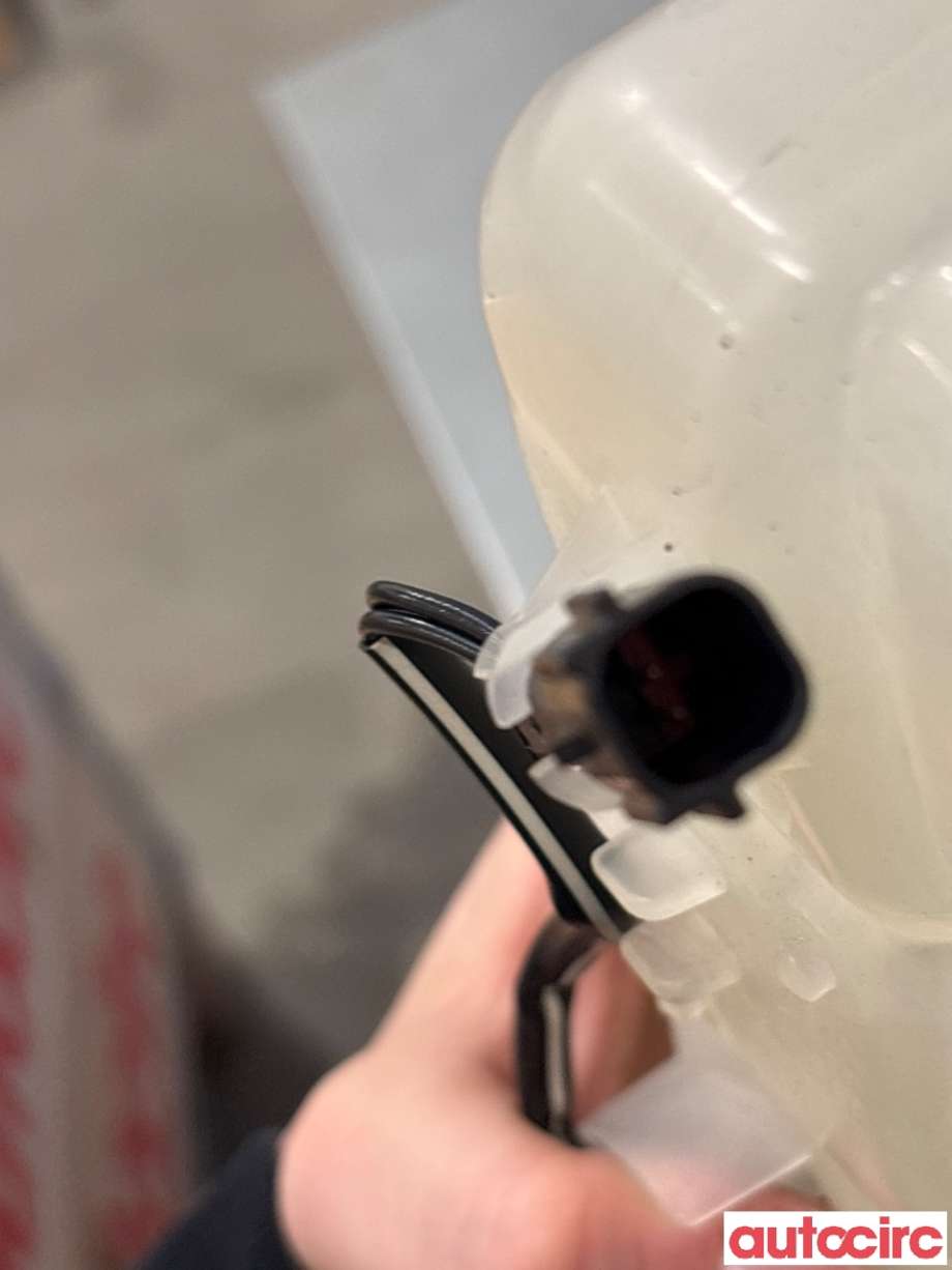 Ekspansjonstank til Volvo V40 2012-2019 (VOLVO|31338764|)