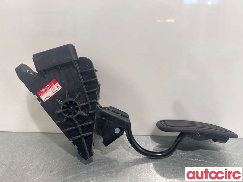 Pedal gass til Toyota Hilux 2012-2016 (TOYOTA|781200K020|VN198800-3711|78120-0K020)