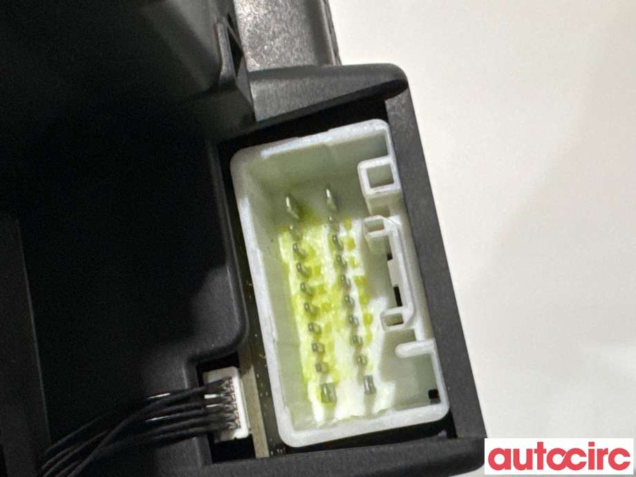 Taklyspanel til Volvo V40 2012-2019 (VOLVO|31699306|)