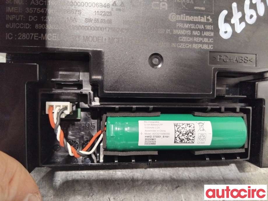 Dashbord telefon til Toyota bZ4X 2022-->>  (TOYOTA|8674042380|A3C1192840200|86740-42380)