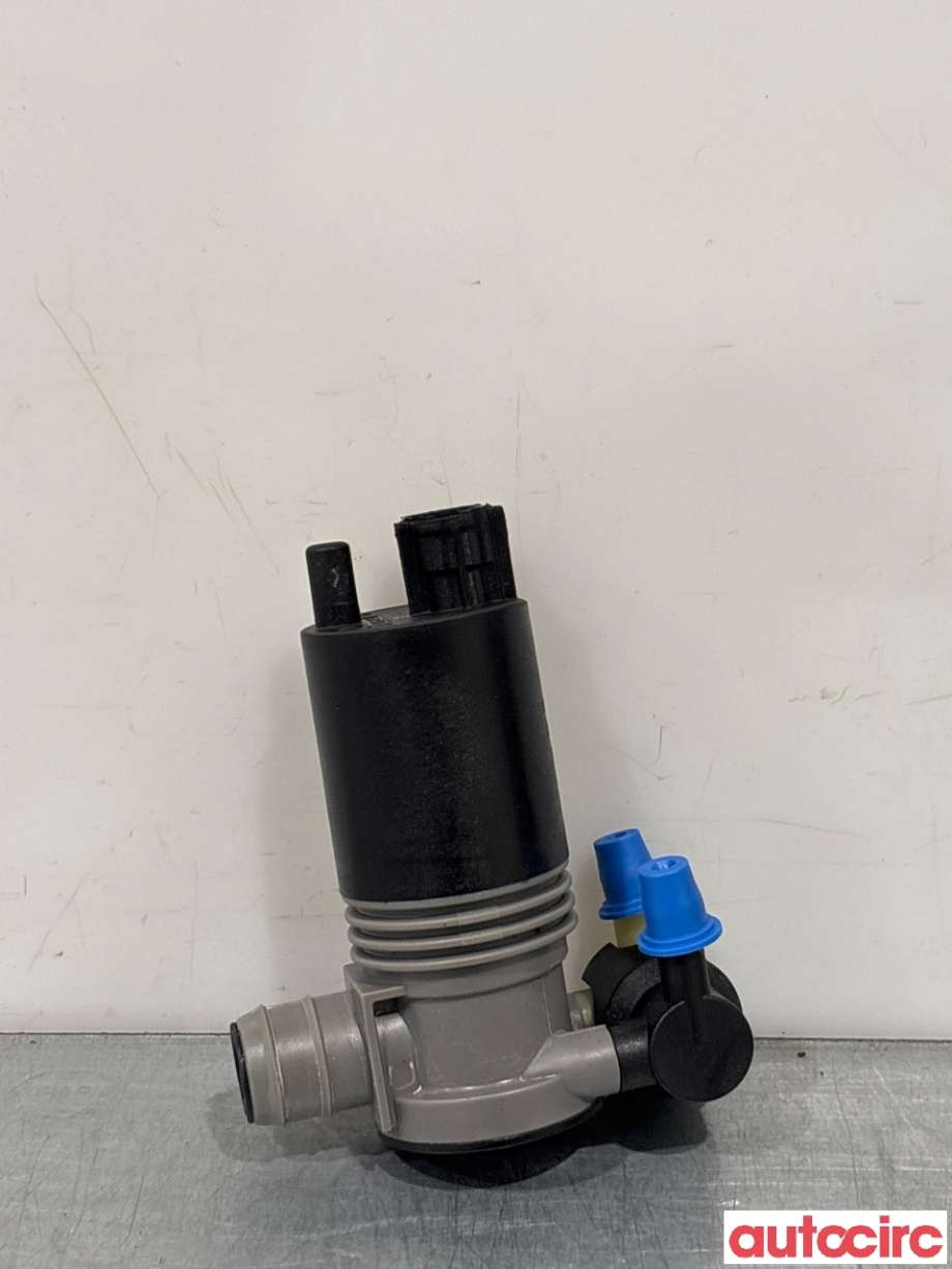 Spylerpumpe foran til Toyota Yaris Cross (SUV) 2021-->> (TOYOTA|8533002070|)