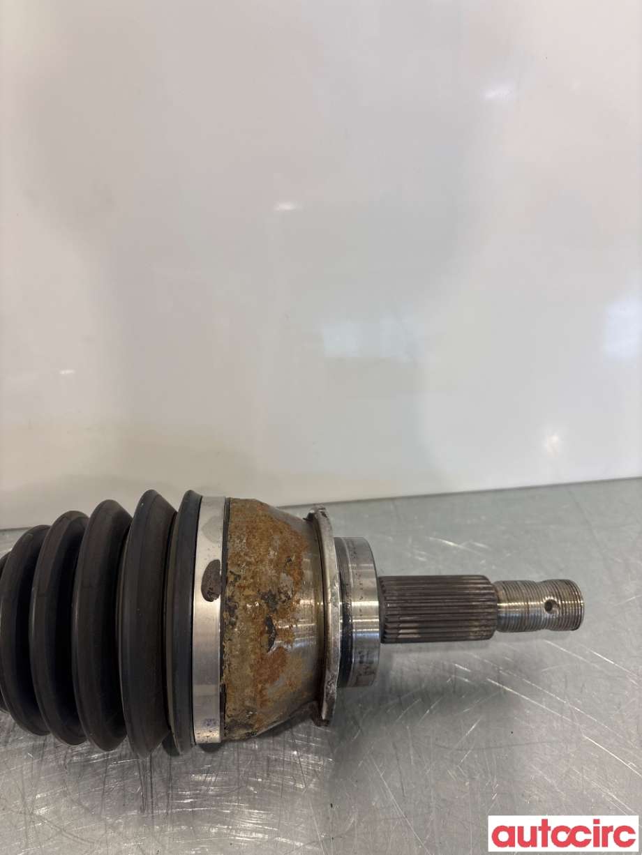 Drivaksel venstre foran til Isuzu D-Max 2021-->> (Type III)  (ISUZU|8983929650|)