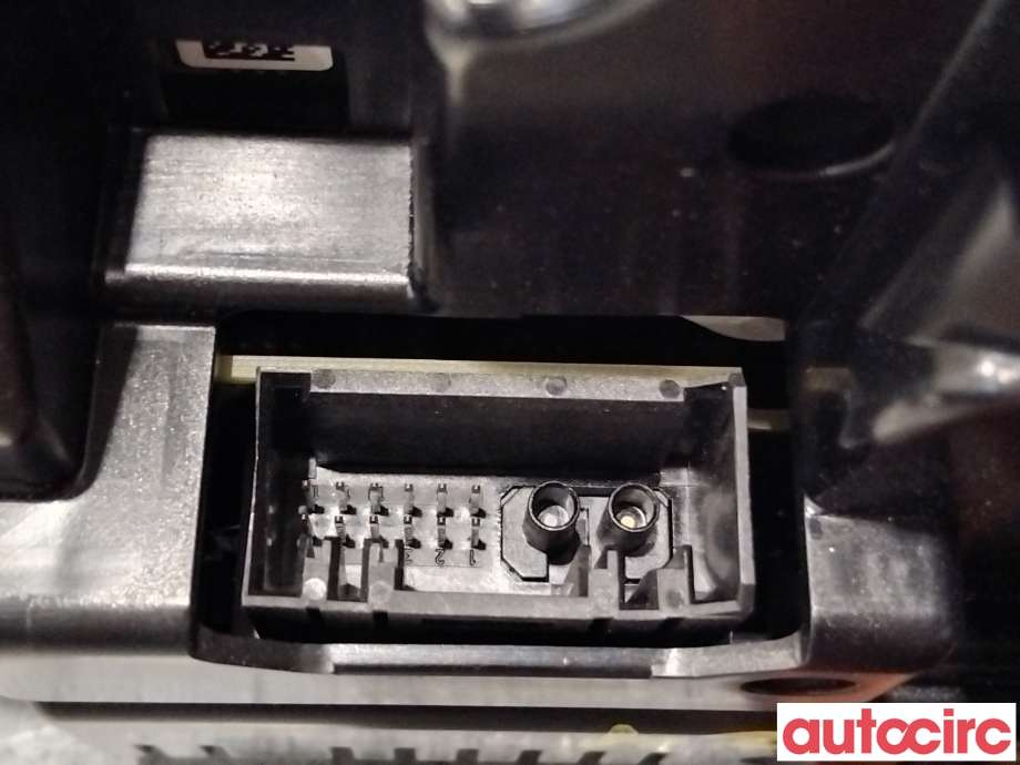 Instrumentpanel til BMW 5-Serie 2010-2017 (F10/F11) (F10/F11) (BMW|62108795128|0263703070|6210-9291397)