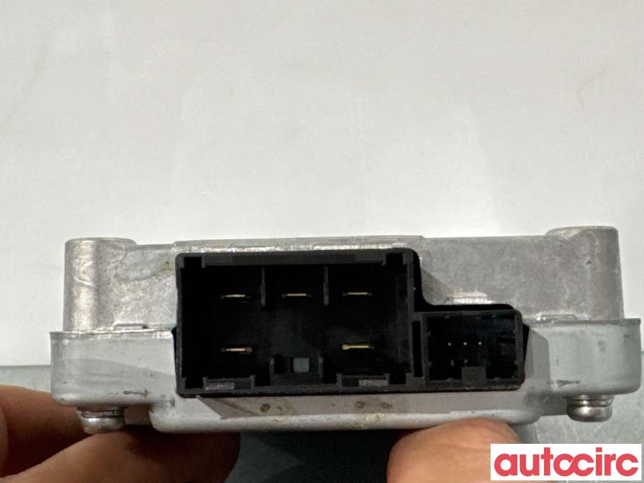 Styreenhet diverse til Isuzu D-Max 2021-->> (Type III)  (ISUZU|8983917371|5396140)