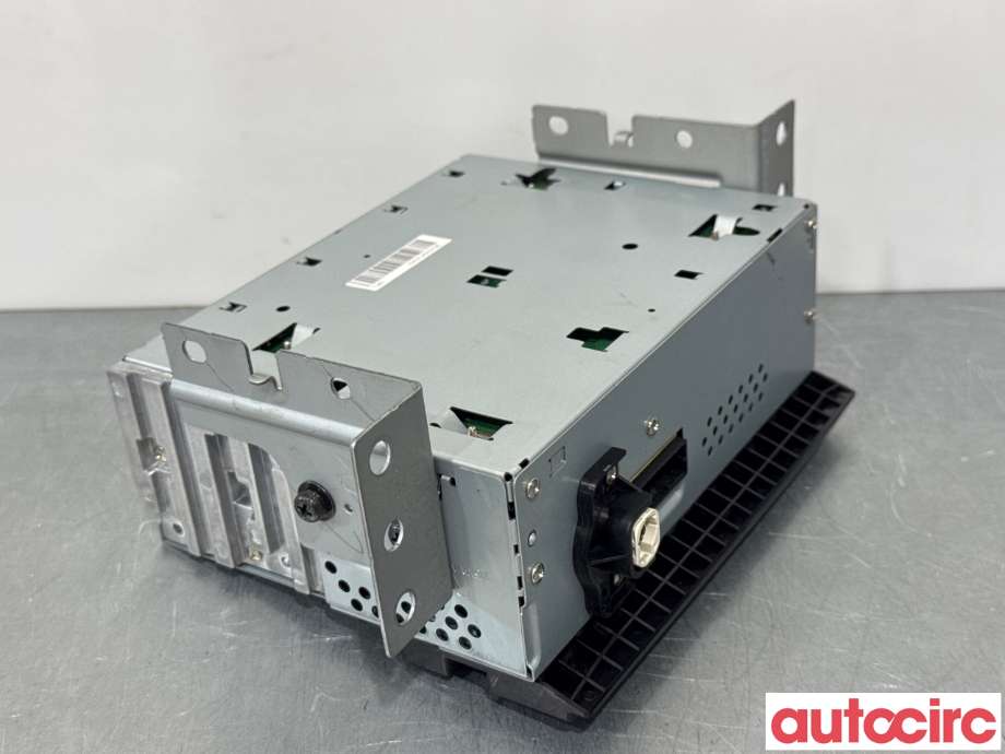 Bilstereo til Isuzu D-Max 2021-->> (Type III)  (ISUZU|8974808230|TN0002A-1)