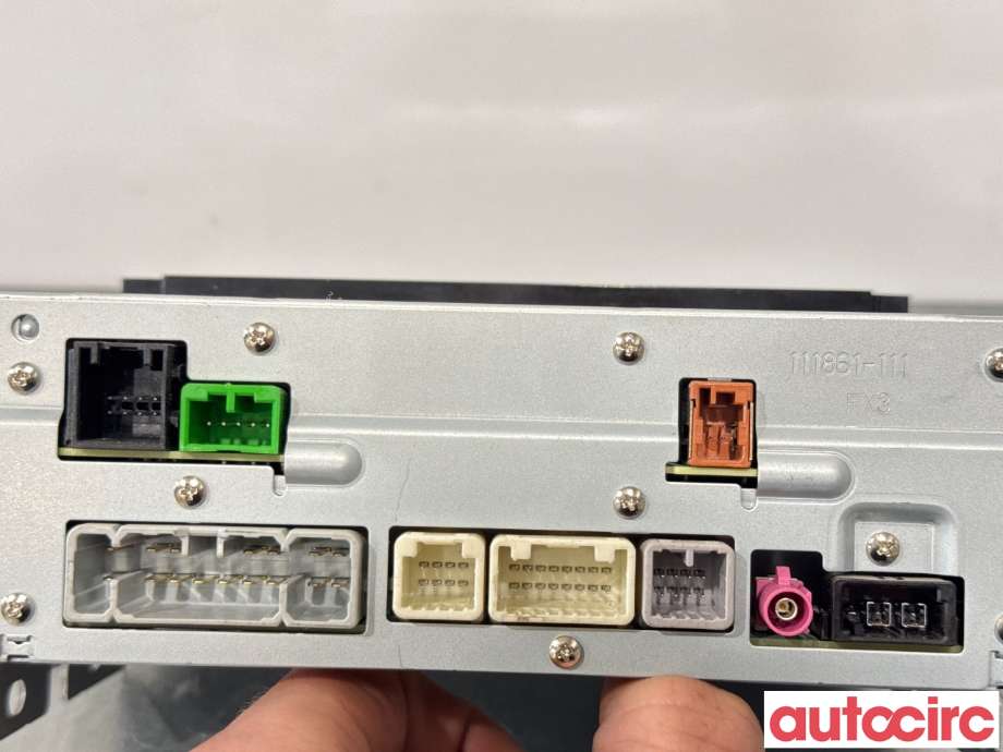 Bilstereo til Isuzu D-Max 2021-->> (Type III)  (ISUZU|8974808230|TN0002A-1)