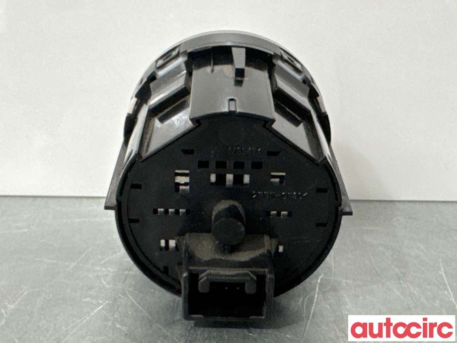 Bryter diverse til Isuzu D-Max 2021-->> (Type III)  (ISUZU|NO NUMBER|)