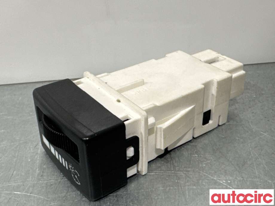Bryter diverse til Isuzu D-Max 2021-->> (Type III) (ISUZU|NO NUMBER|)