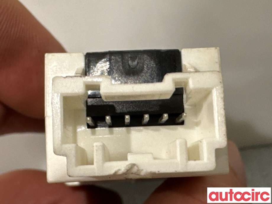 Bryter diverse til Isuzu D-Max 2021-->> (Type III) (ISUZU|NO NUMBER|)