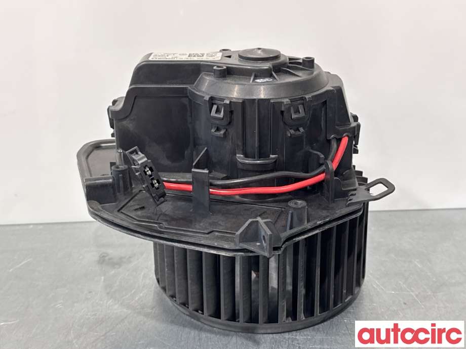 Varmeapparat motor til VW Transporter / Caravelle 2019-->> (T6.1) (T6.1) (VOLKSWAGEN|7E1820021B|0130115671)