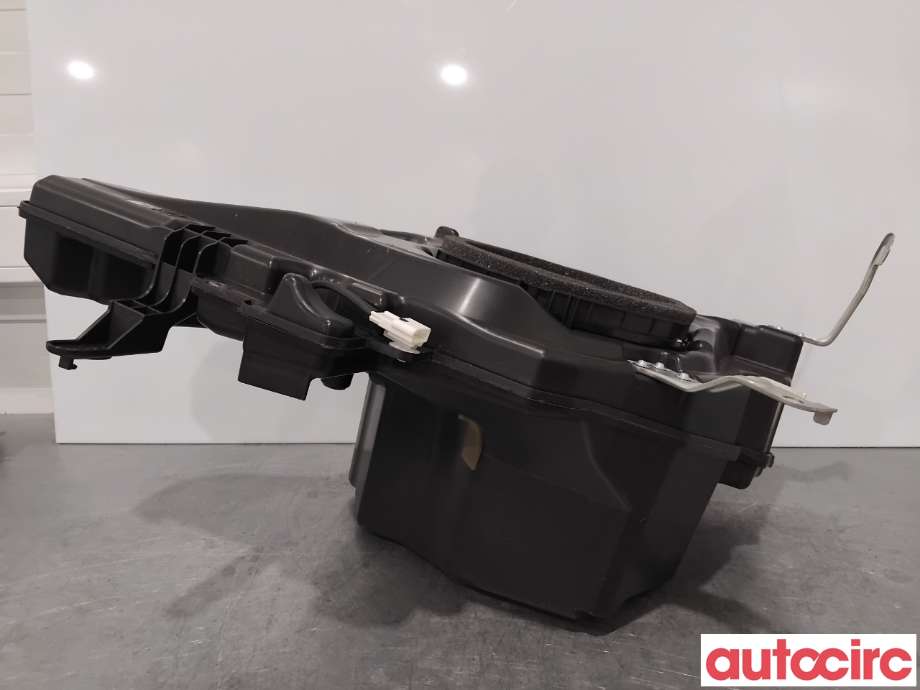 Bilstereo høyttaler til Toyota Auris 2015-2019 (Type II, Fase 2)  (TOYOTA|8615002080|)