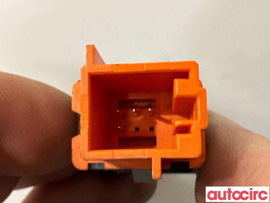 Bryter Antispinn til VW Transporter / Caravelle 2019-->> (T6.1) (T6.1) (VOLKSWAGEN|7E0927134B|)
