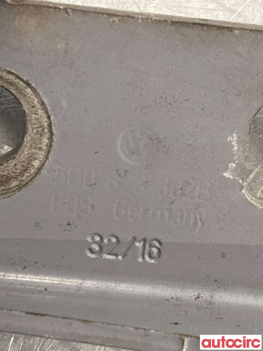 Panserhengsler til VW e-Golf 2017-2020 (Fase 2)  (VOLKSWAGEN|5G0823302B|)