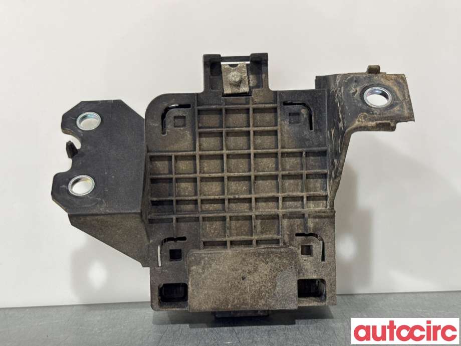 Sensor radar til Isuzu D-Max 2021-->> (Type III) (ISUZU|8975240211|6PZ013711-00)