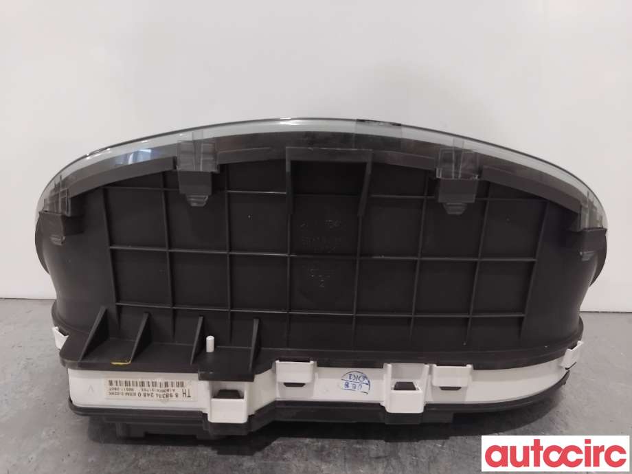 Instrumentpanel til Isuzu D-Max 2017-2020 (Type II, Fase 2)  (ISUZU|8983842480|69311-080T)