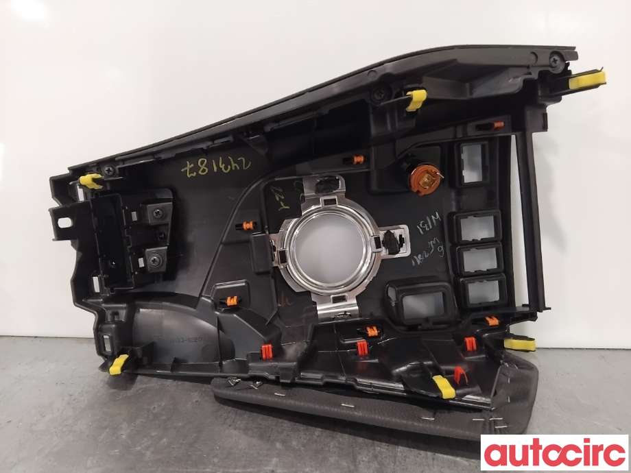 Diverse deler til Toyota Auris 2015-2019 (Type II, Fase 2)  (TOYOTA|5882102890C1||58821-02890)