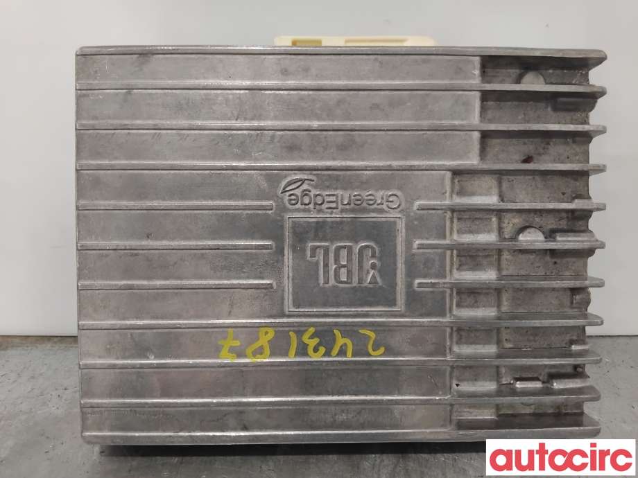 Bilstereo forsterker til Toyota Auris 2015-2019 (Type II, Fase 2)  (TOYOTA|8628002080|2592940|86280-02080)