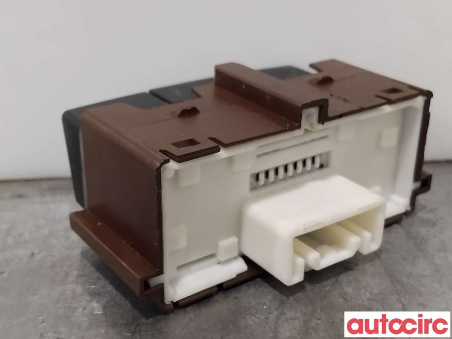 Bryter diverse til Toyota Auris 2015-2019 (Type II, Fase 2)  (TOYOTA|8497002090||84970-02090)