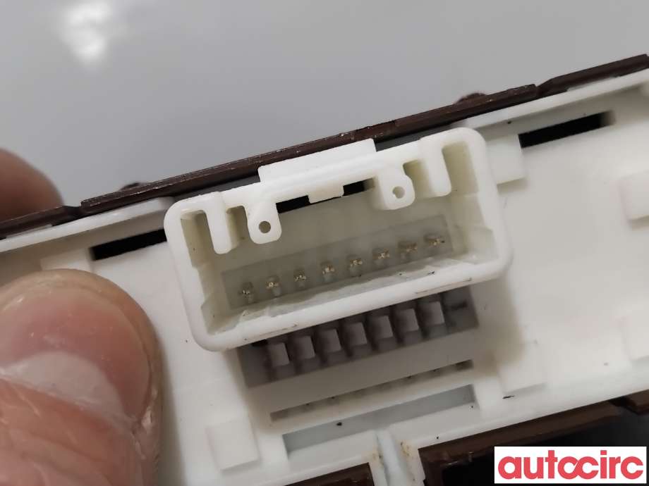 Bryter diverse til Toyota Auris 2015-2019 (Type II, Fase 2)  (TOYOTA|8497002090||84970-02090)