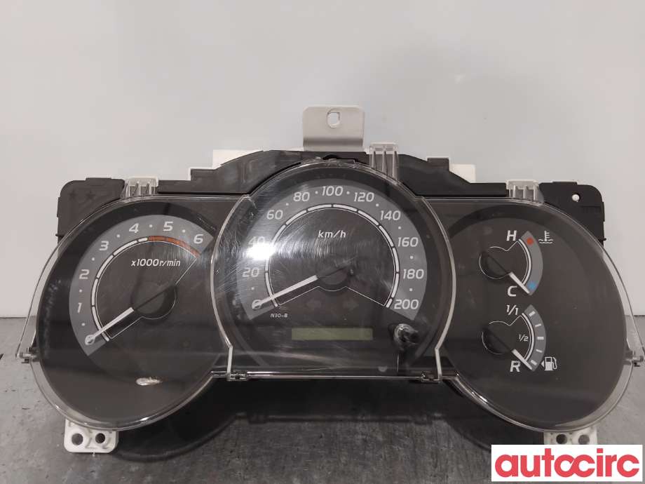 Instrumentpanel til Toyota Hilux, 2006-2011 (TOYOTA|838000K032)