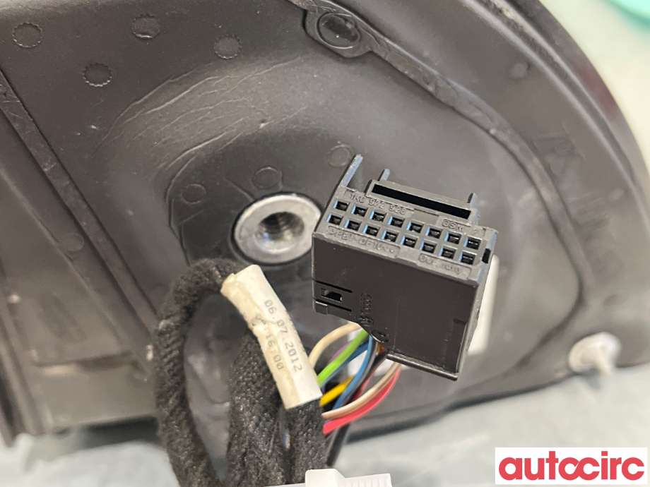 Speil venstre til VW Golf VI 2008-2012  (VOLKSWAGEN|5K0857507AF)