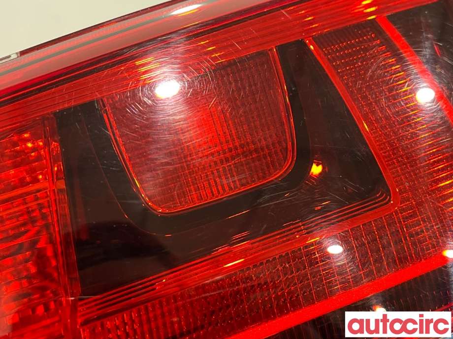 Baklykt høyre indre til VW Golf VII 2012-2017 (Fase 1)  (VOLKSWAGEN|5G0945094AE)