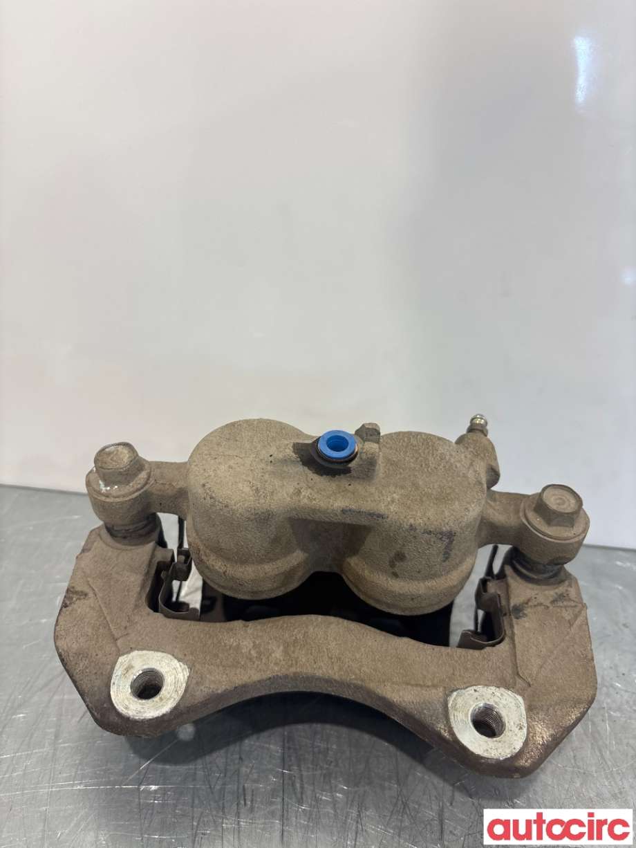 Bremsecaliper høyre foran til Mitsubishi Outlander 2012-2015 (Type III, Fase 1)  (MITSUBISHI|MR370776|)