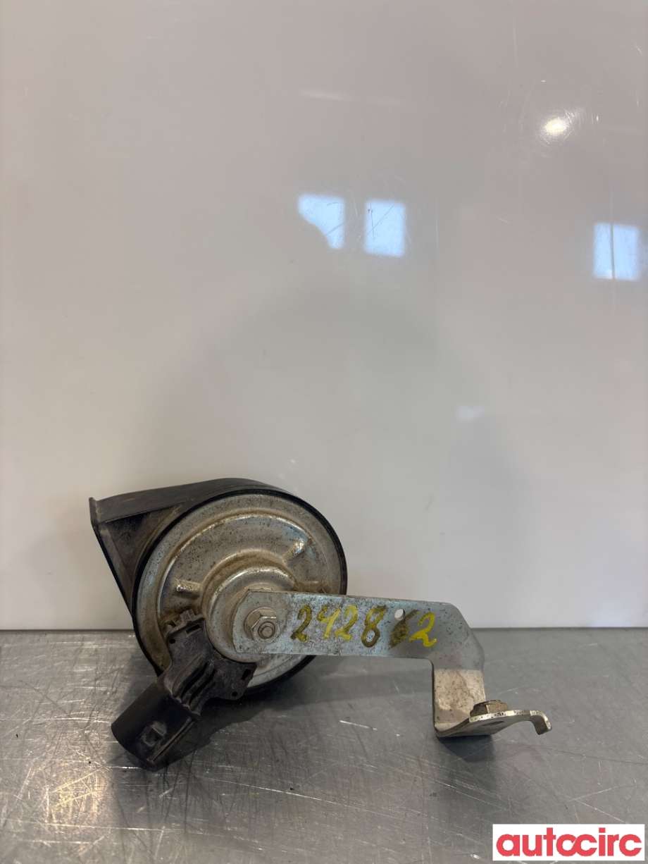 Horn/signalhorn til Mercedes EQV 2020-->> (W447) (W447) (MERCEDES|A4475421100|)