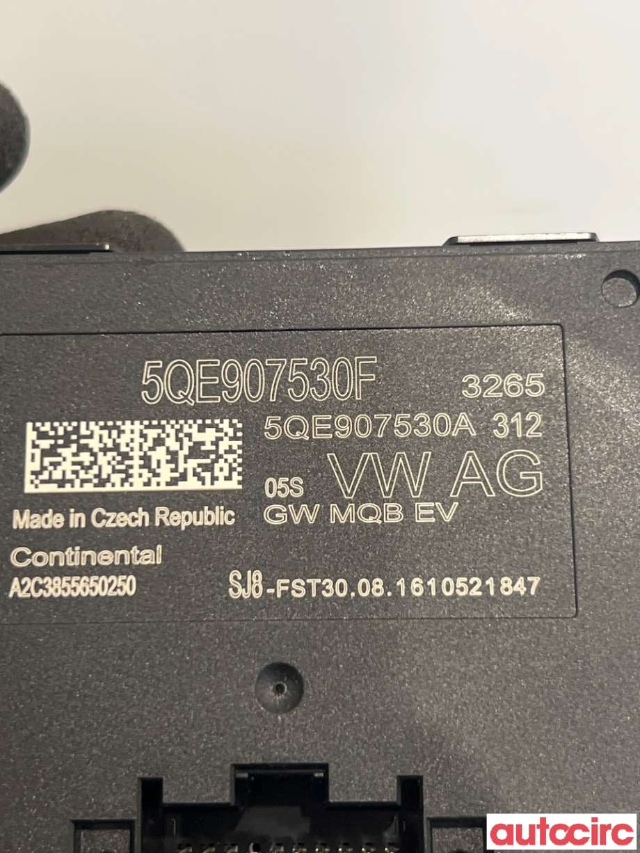 Styreenhet diverse til VW Passat 2015-2019 (Fase 1) (B8) (B8) (VOLKSWAGEN|5QE907530F|)