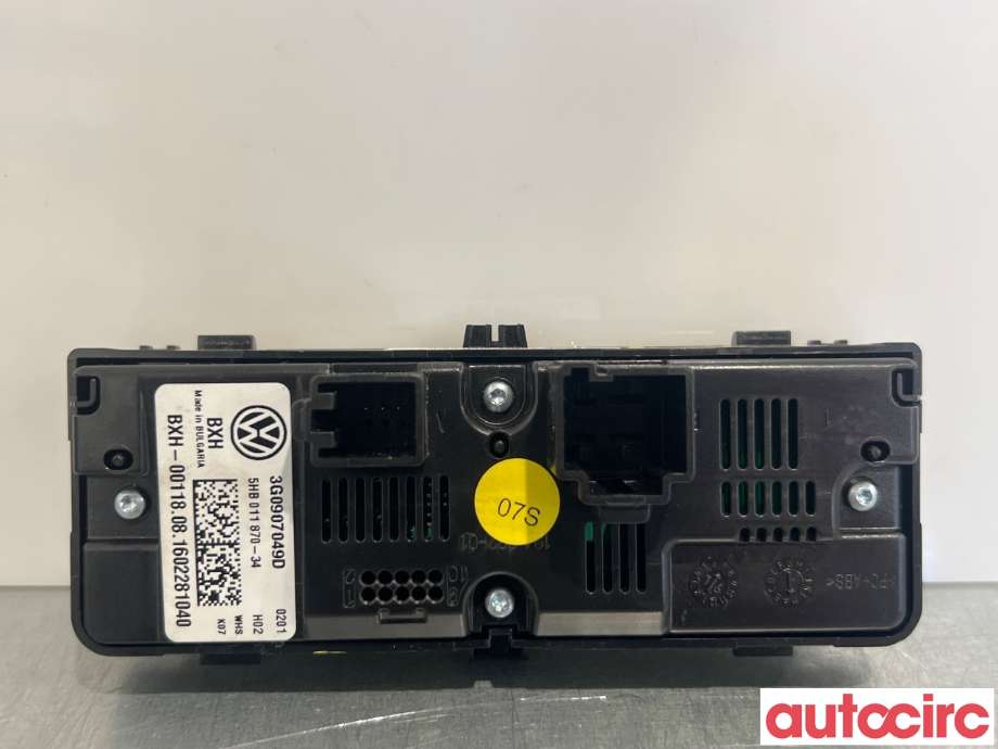 Varmeapparat betjening til VW Passat 2015-2019 (Fase 1) (B8) (B8) (VOLKSWAGEN|3G0907049D|)