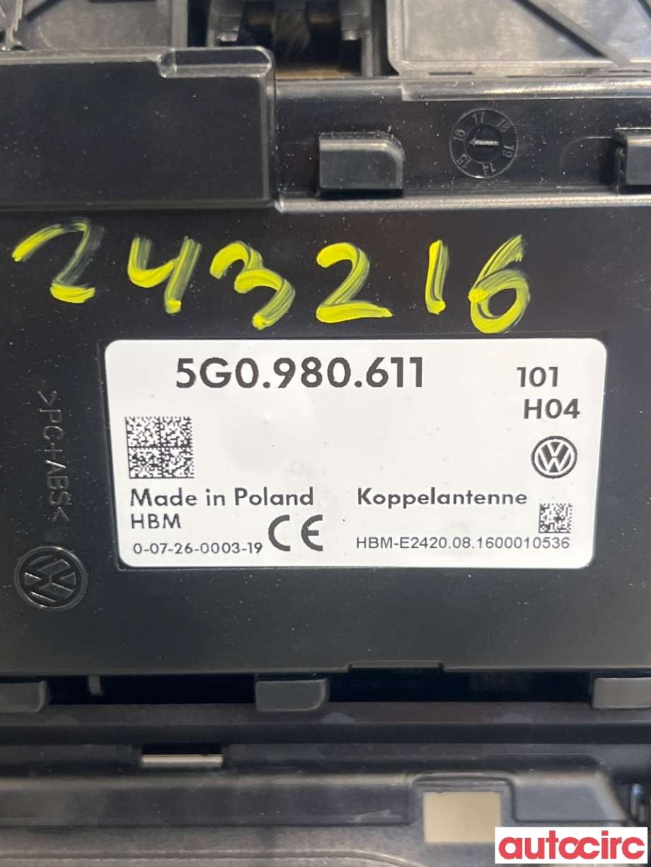 Diverse deler til VW Passat 2015-2019 (Fase 1) (B8) (B8) (VOLKSWAGEN|3G1864263||5G0980611)
