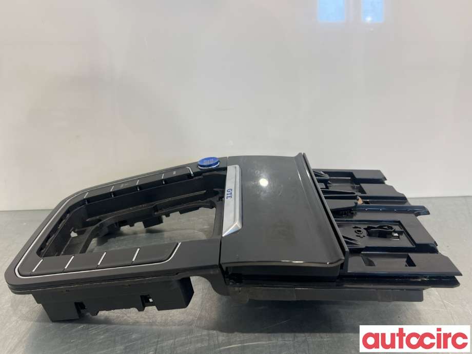 Diverse deler til VW Passat 2015-2019 (Fase 1) (B8) (B8) (VOLKSWAGEN|3G1864263||5G0980611)