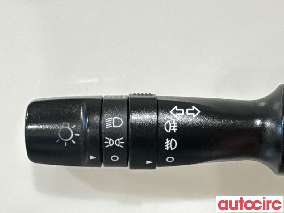 Bryter blink til Hyundai Ix35 2010-2015 (HYUNDAI|934101M530||934101M531)