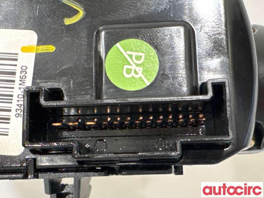 Bryter blink til Hyundai Ix35 2010-2015 (HYUNDAI|934101M530||934101M531)