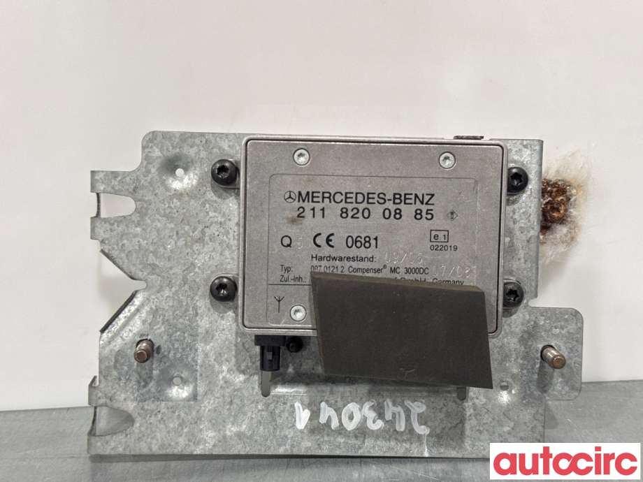 Antenne forsterker til Mercedes GL, 2006-2012 (X164) (X164) (MERCEDES|A2118200885)