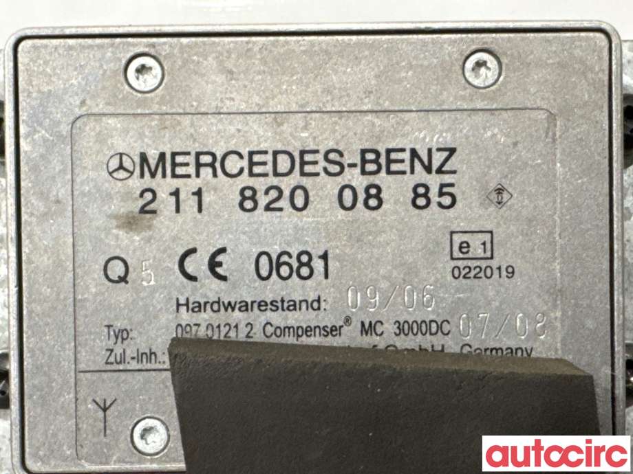 Antenne forsterker til Mercedes GL 2006-2012 (X164) (X164) (MERCEDES|A2118200885|09701212)