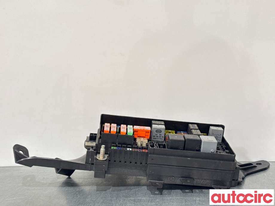 Sikringsboks til Mercedes GL 2006-2012 (X164) (X164) (MERCEDES|A1645403072|13607578)