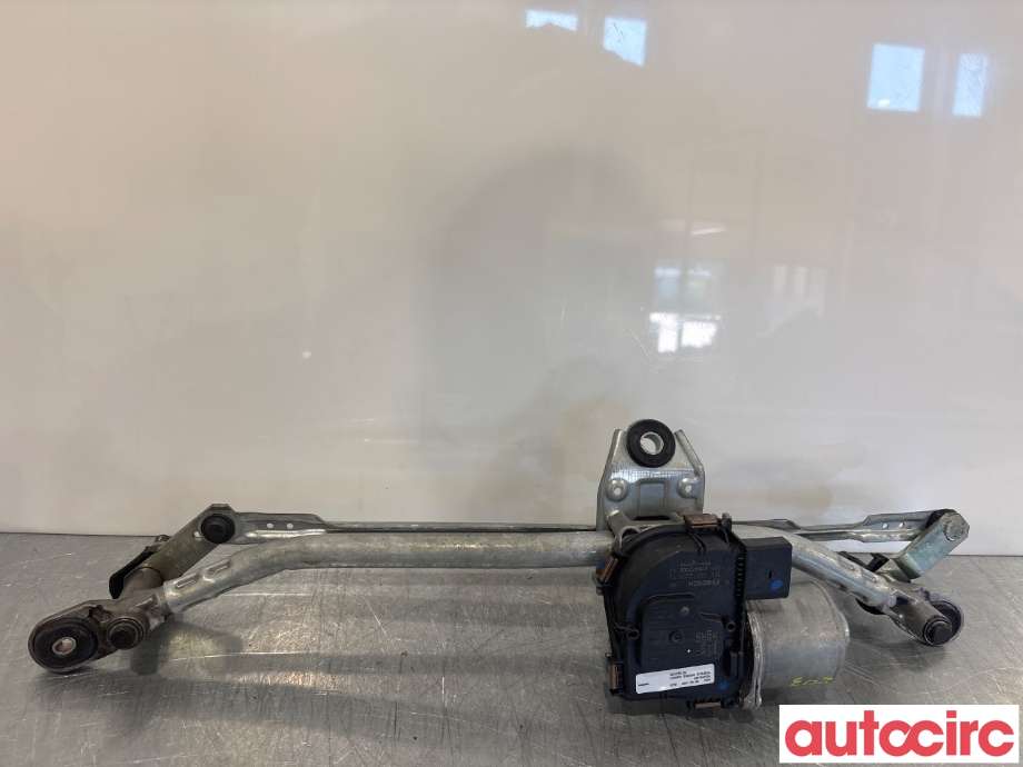 Viskermotor frontrute til Volvo XC40 2018-2024 (VOLVO|32328139|1397225072)