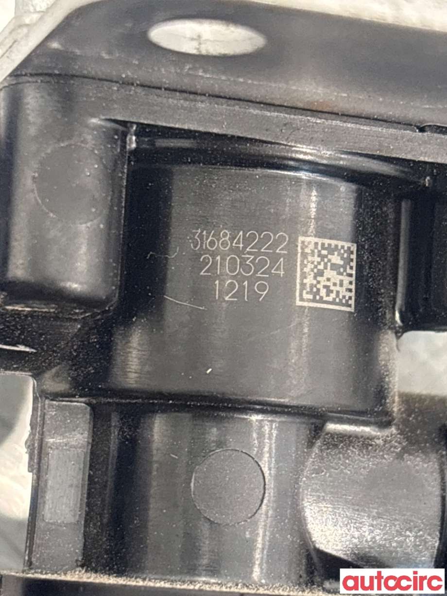 Diverse deler til Volvo XC40 2018-2024 (VOLVO|31684222|)