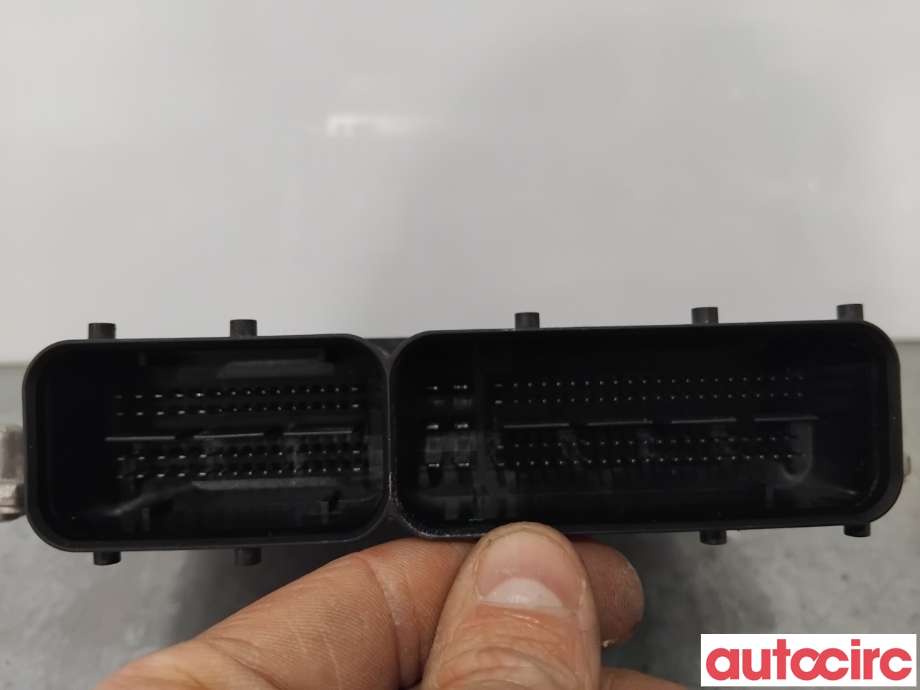 Styreenhet motor til Škoda Octavia 2013-2016 (Type III, Fase 1) (SKODA|04L906056CL|28445556|04L907445B)