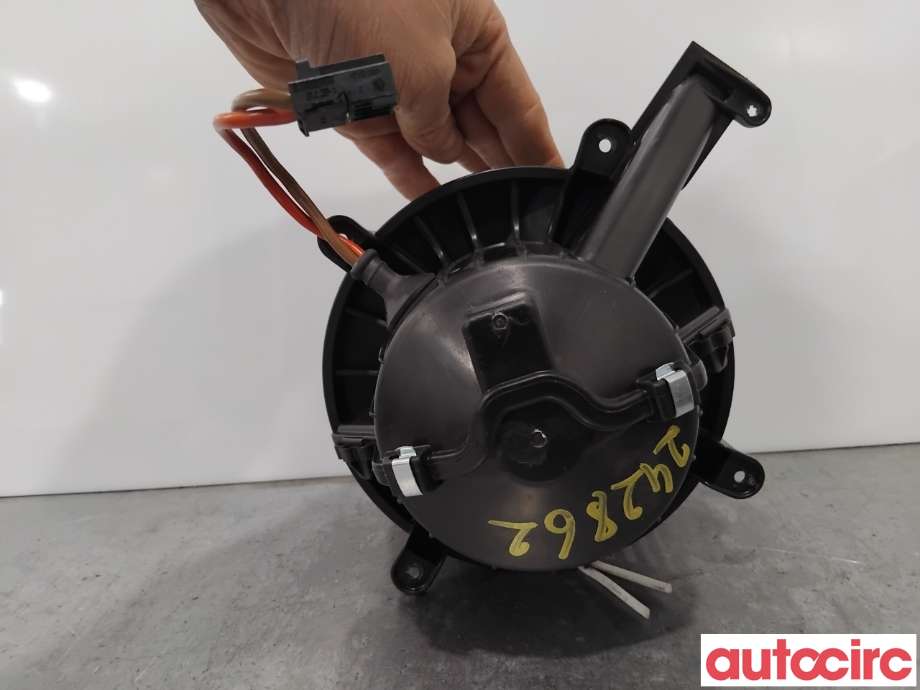 Varmeapparat motor til Mercedes EQV 2020-->> (W447) (W447) (MERCEDES|A0008304701|)