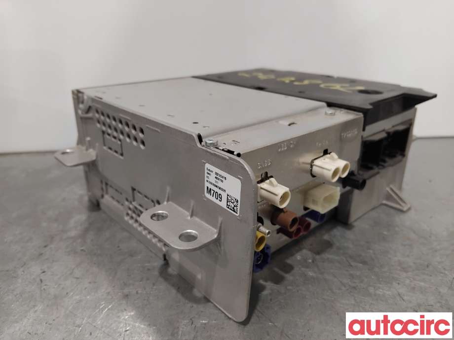 Bilstereo navigasjon til Mercedes EQV 2020-->> (W447) (W447) (MERCEDES|A4479000022|HBM709|A4479000319)