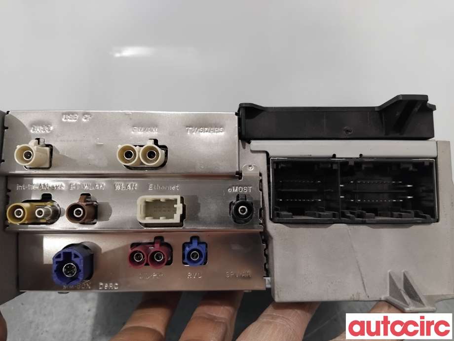 Bilstereo navigasjon til Mercedes EQV 2020-->> (W447) (W447) (MERCEDES|A4479000022|HBM709|A4479000319)