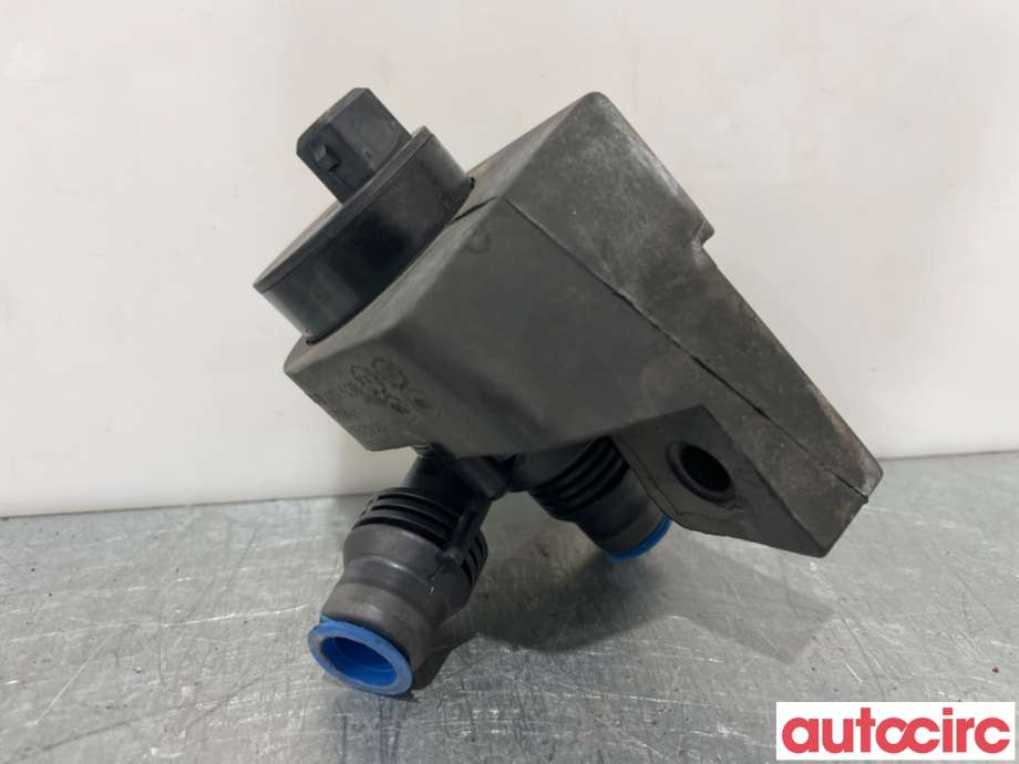 Sirkulasjonspumpe til BMW X5 2000-2006 (E53) (E53) (BMW|64116907811|70207814)