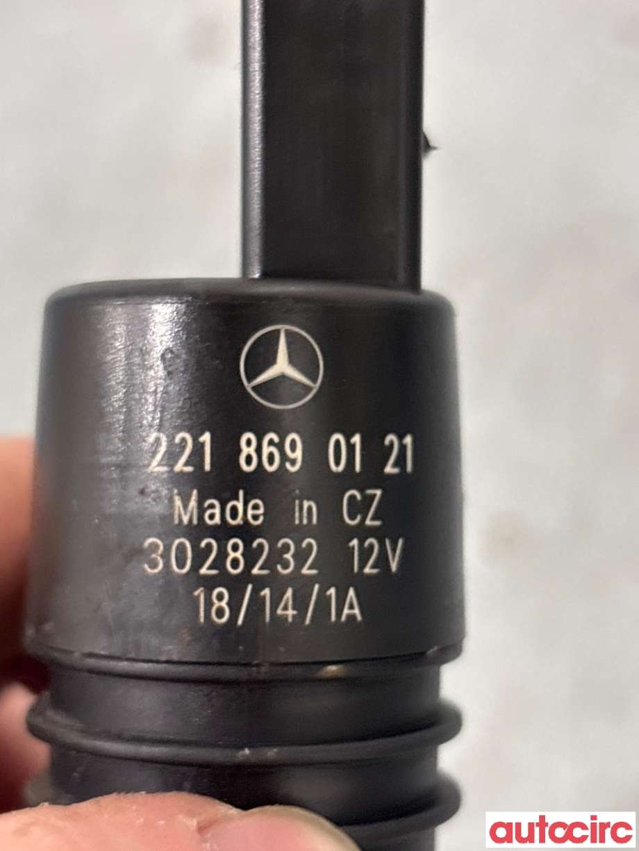 Spylerpumpe foran til Mercedes Vito/Viano 2010-2014 (Fase 2) (W639) (W639) (MERCEDES|A2218690121|2218690121)