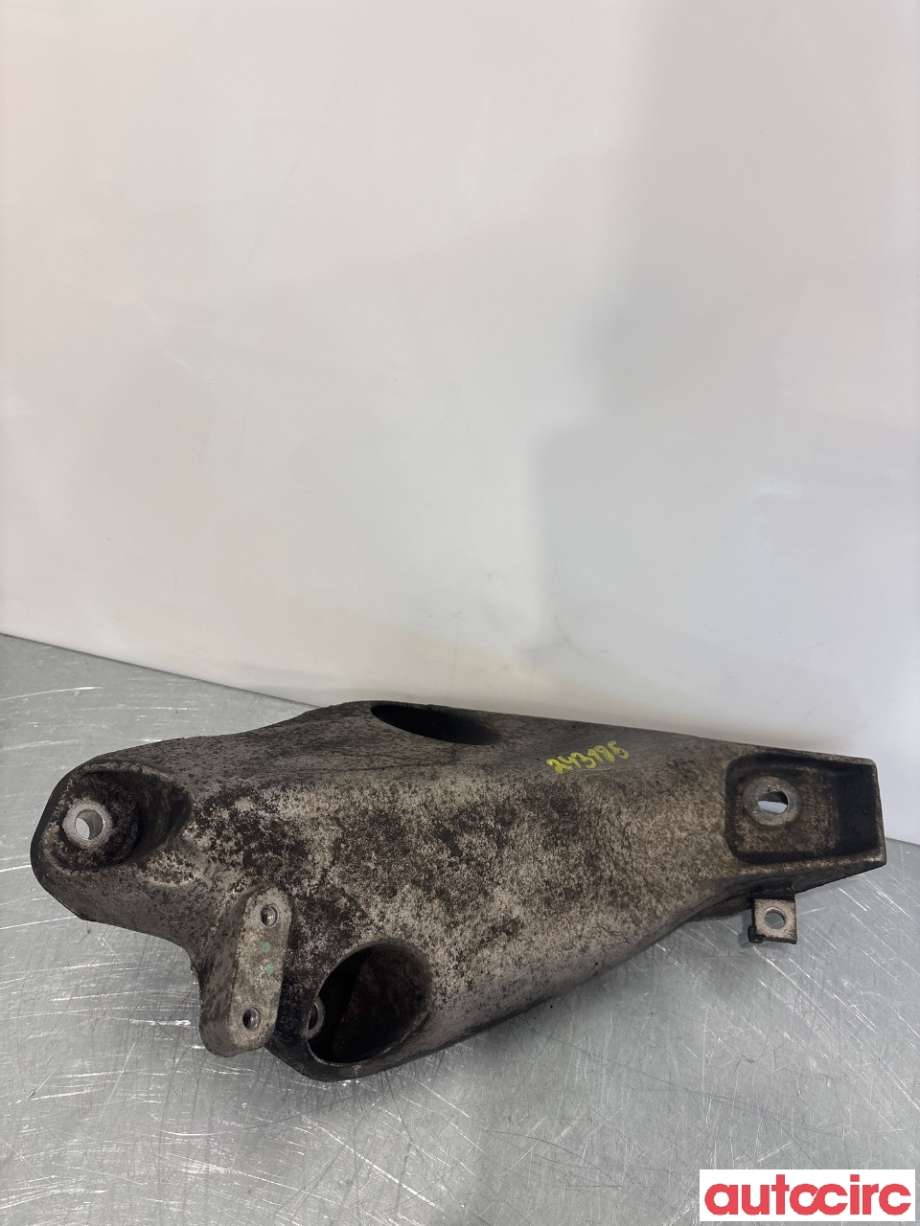 Motorfeste til BMW X5, 2007-2013 (E70) (E70) (BMW|22116787489)