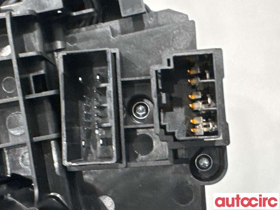Bryter combi til Volvo XC40 2018-2024  (VOLVO|32275369|)