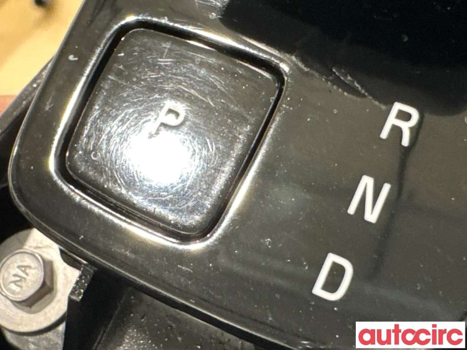 Girstang/girvelger automat til Volvo XC40 2018-2024 (VOLVO|32335818|)